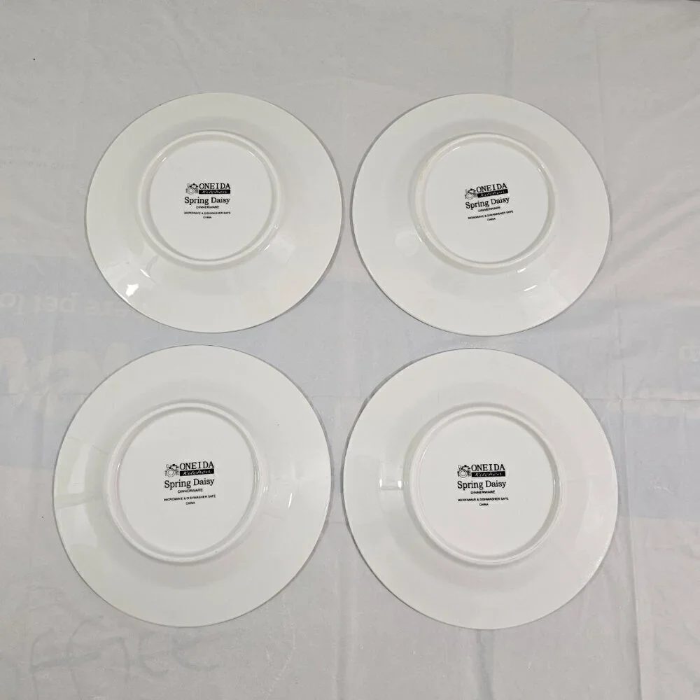 Oneida Spring Daisy Majesticware 6.5” Ceramic Dessert Bread Plates – Set of 4